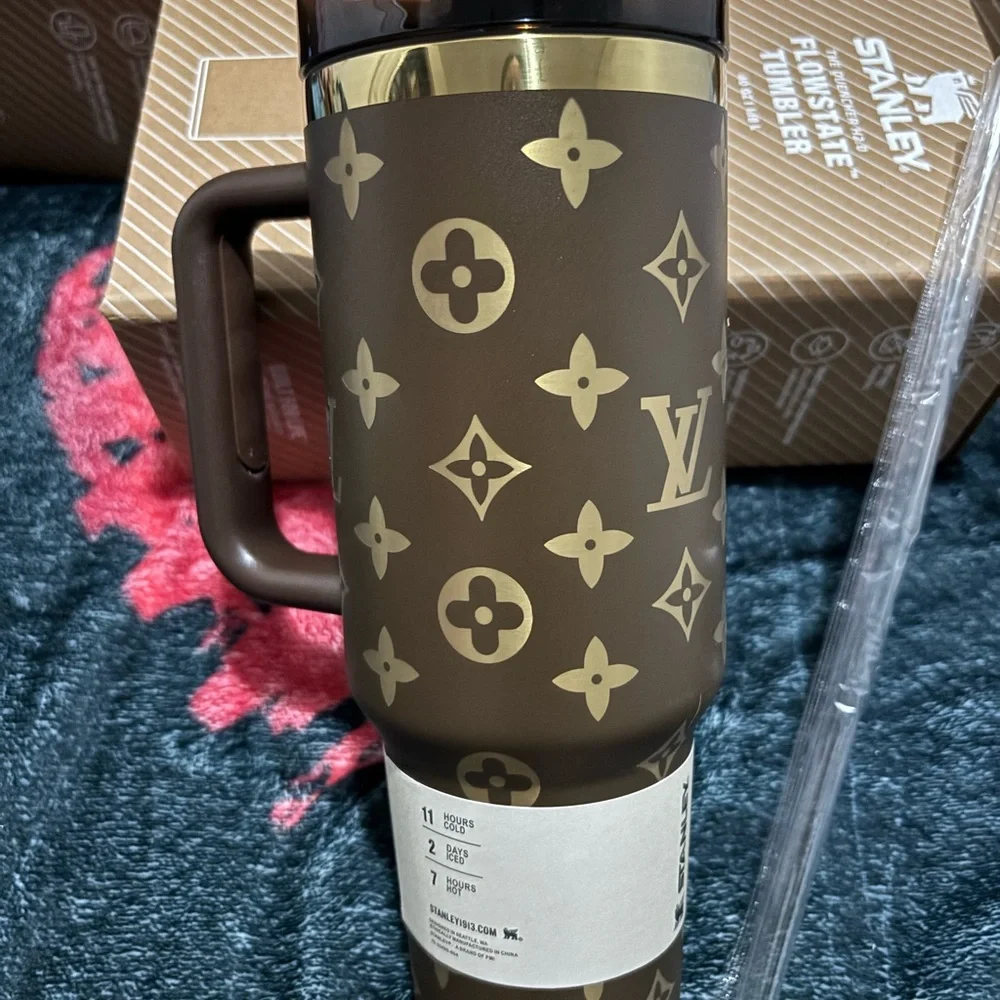 LV Brown and Gold Tumbler - Picture 2 of 3